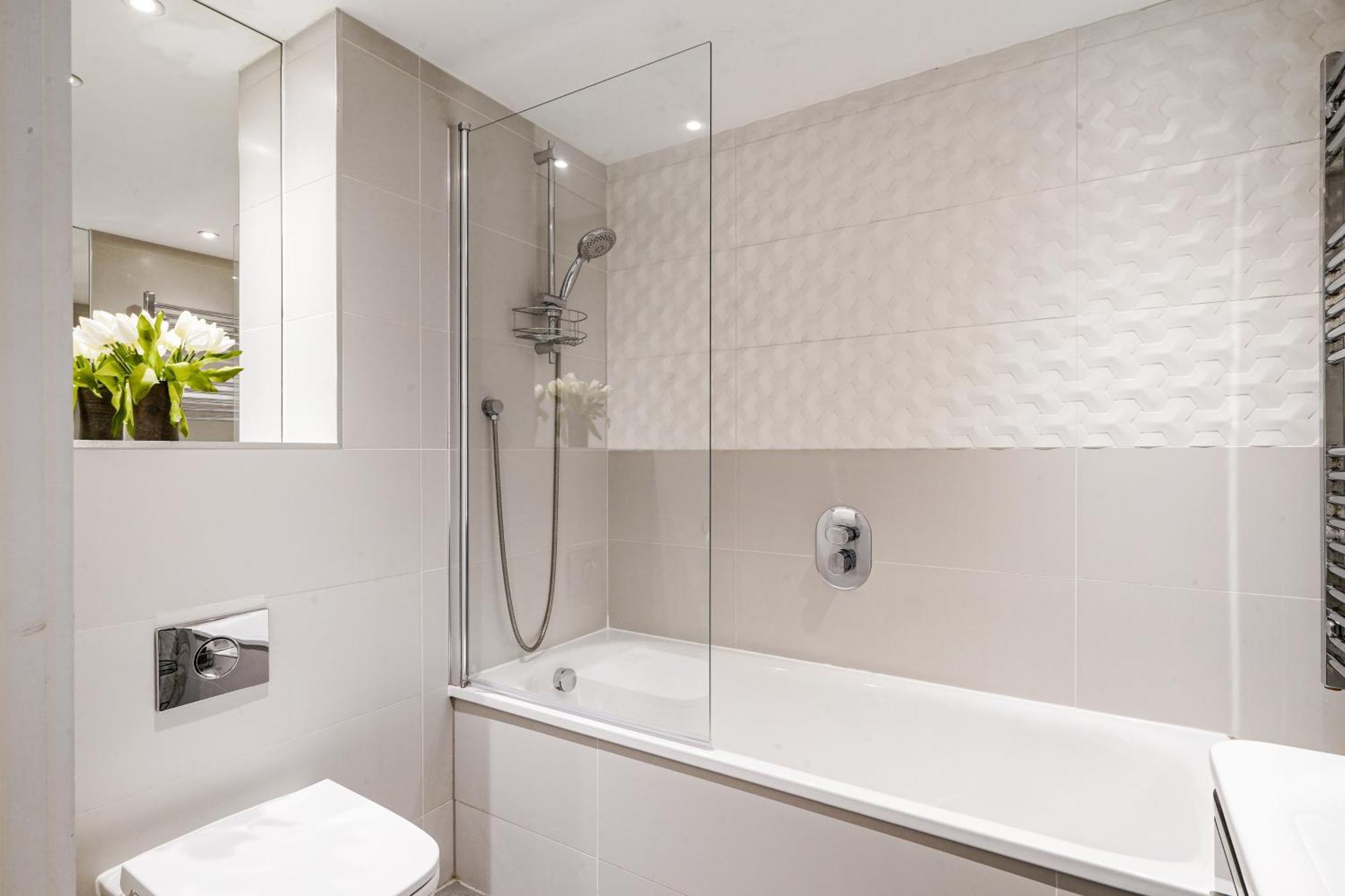 Luxury Apartment With Stunning Views On 10Th Floor Edgware Exterior foto