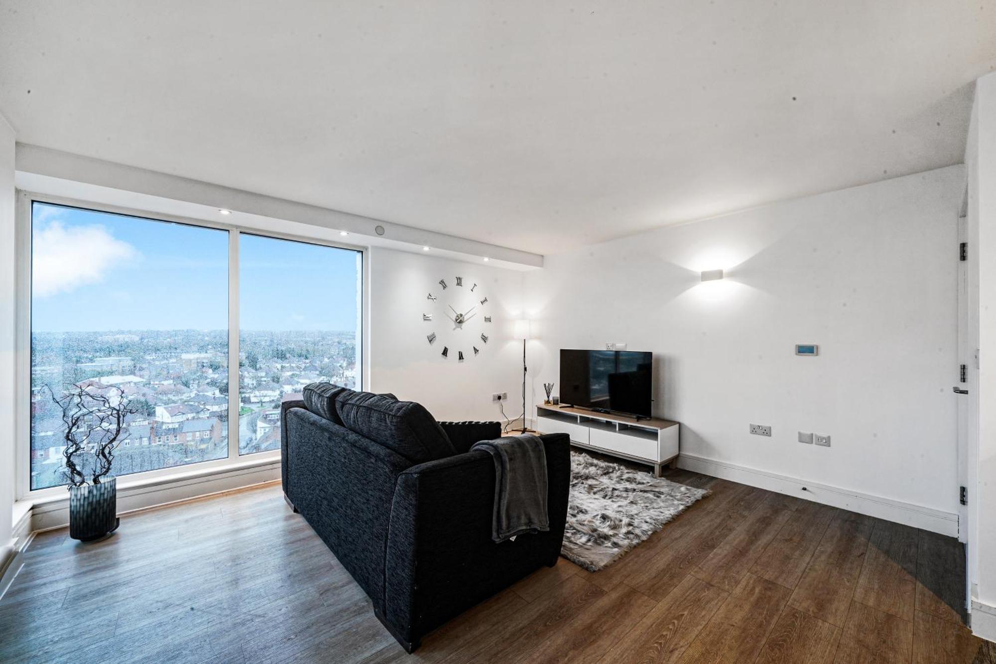 Luxury Apartment With Stunning Views On 10Th Floor Edgware Exterior foto